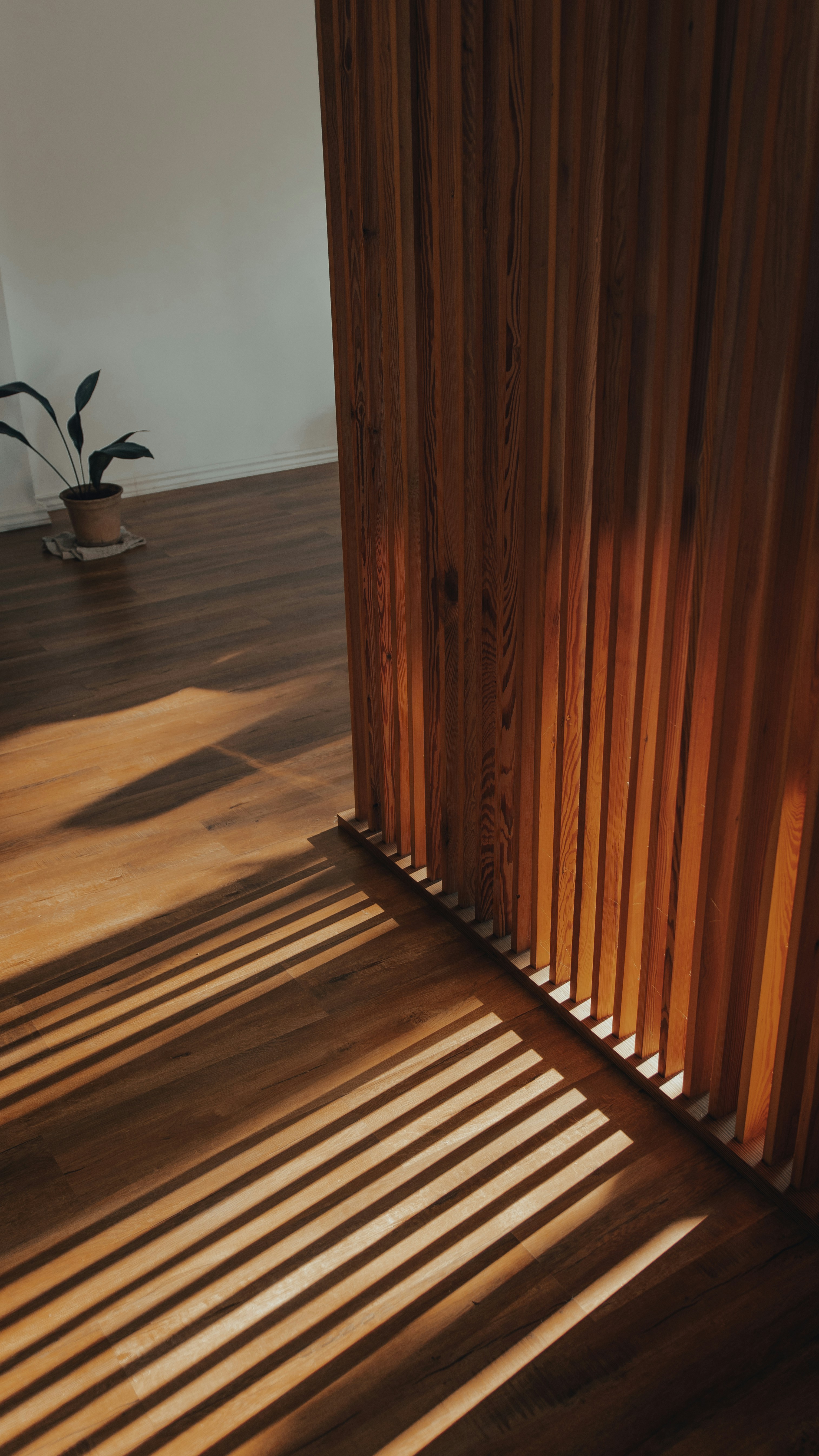 Brown Wooden Staircase - Photo by Guzmán Barquín on Unsplash